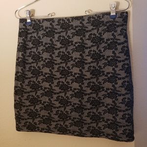 Black and sliver bodycon mini skirt